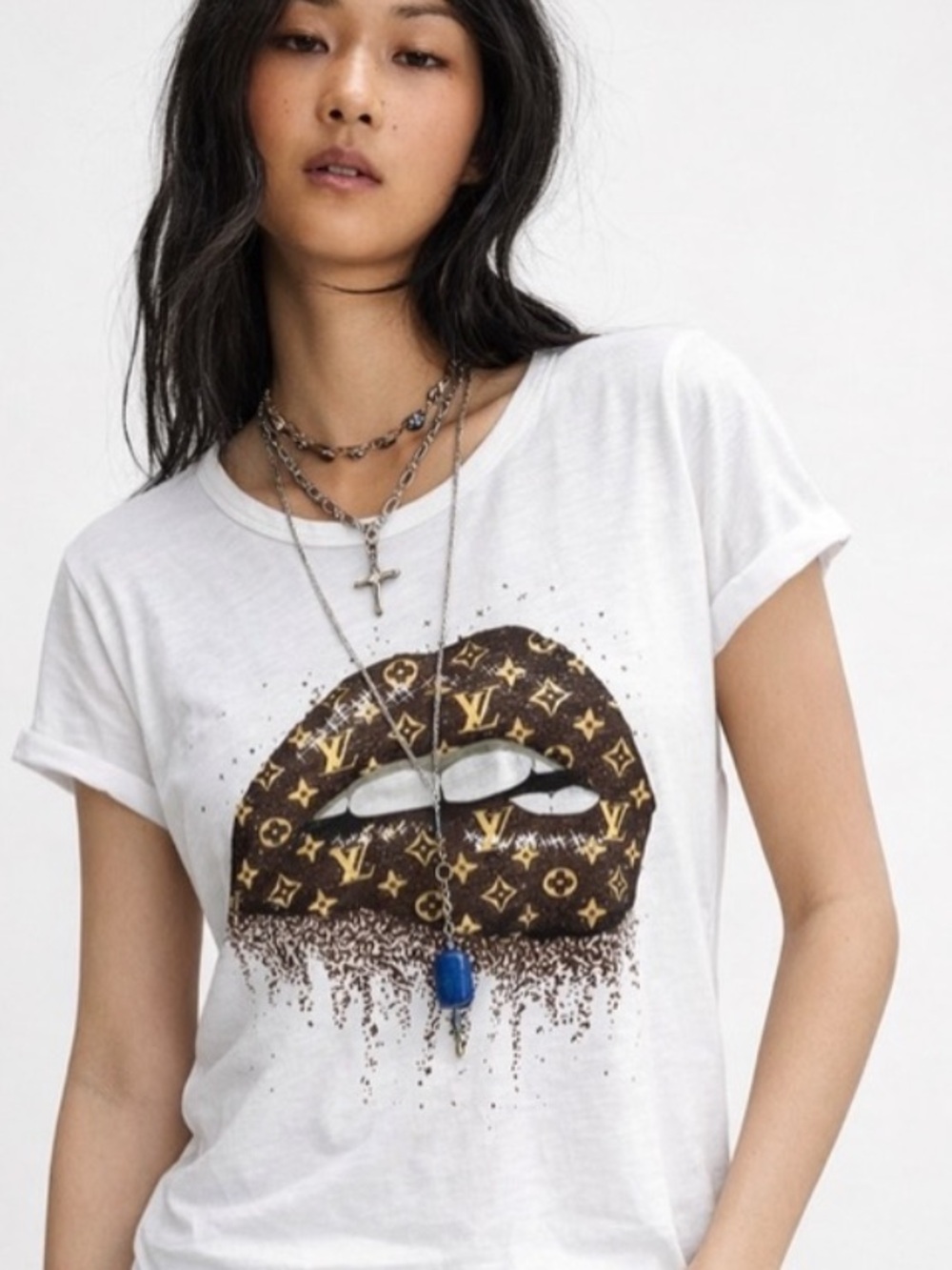 NWT Jaded Gypsy LV lips tee